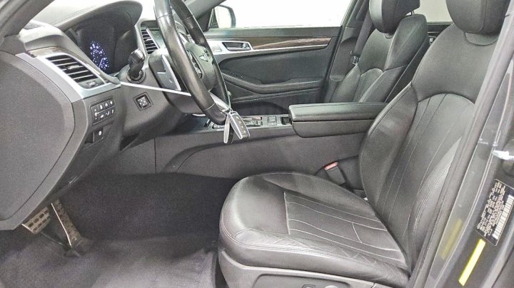 Genesis G80  2019
