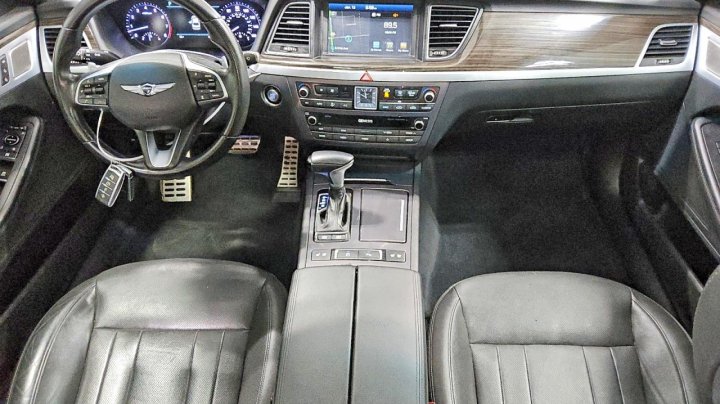 Genesis G80  2019