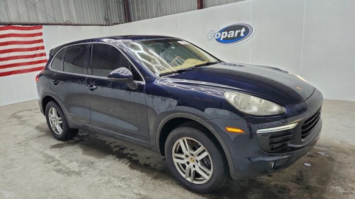 Porsche Cayenne  2016