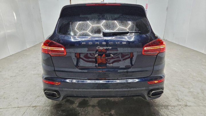 Porsche Cayenne  2016