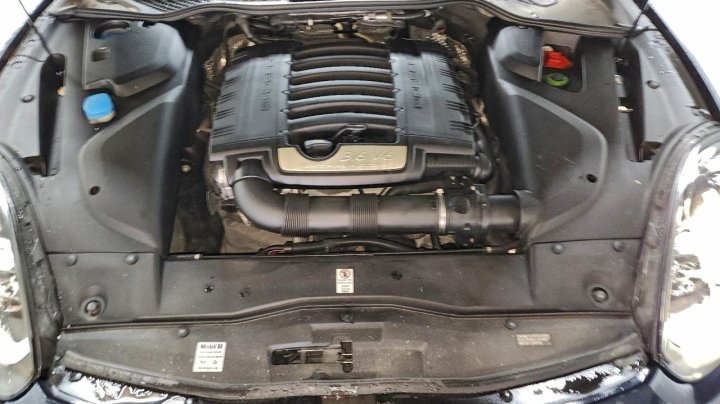 Porsche Cayenne  2016