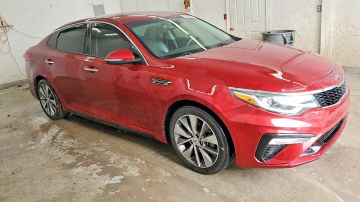 KIA Optima  2019