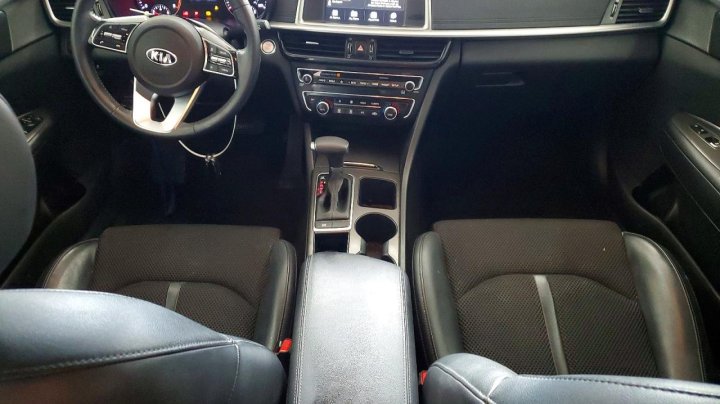 KIA Optima  2019
