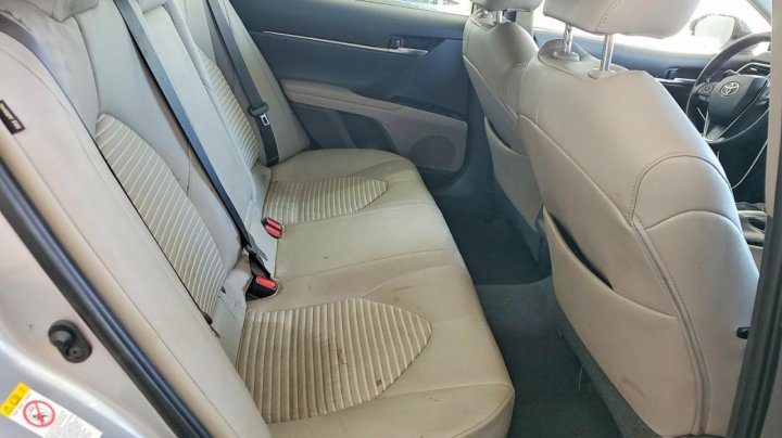 Toyota Camry  2018