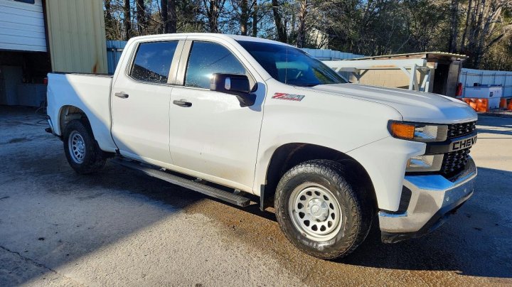 Chevrolet Silverado  2021