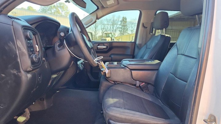 Chevrolet Silverado  2021