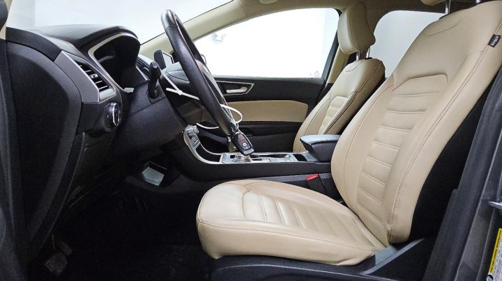 Ford EDGE  2021