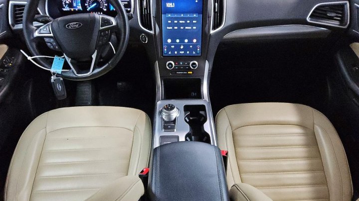 Ford EDGE  2021