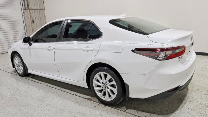 Toyota Camry  2024