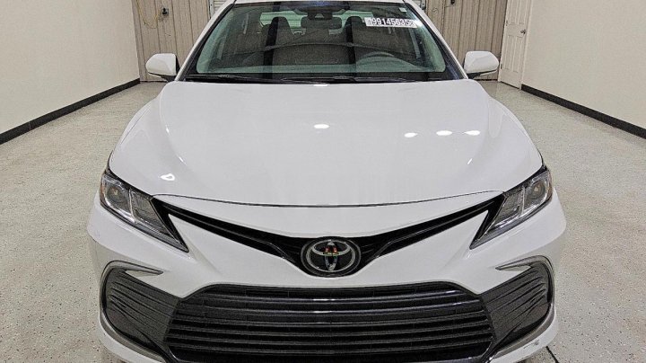 Toyota Camry  2024