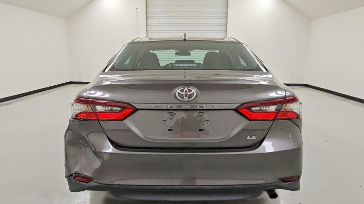 Toyota Camry  2023