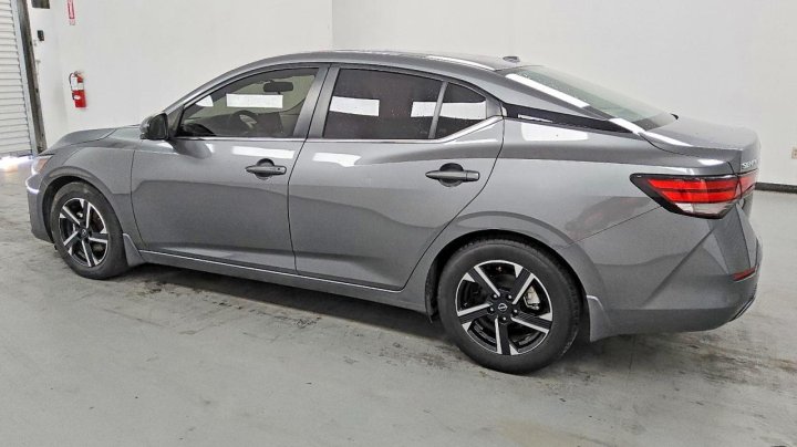 Nissan Sentra  2024