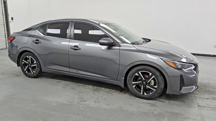 Nissan Sentra  2024