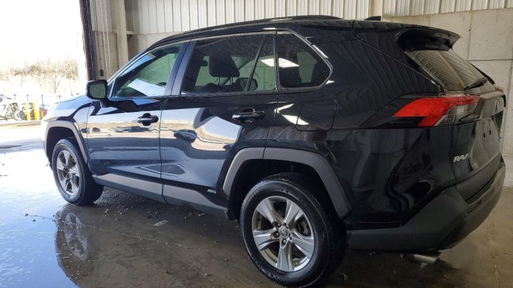 Toyota RAV4  2022