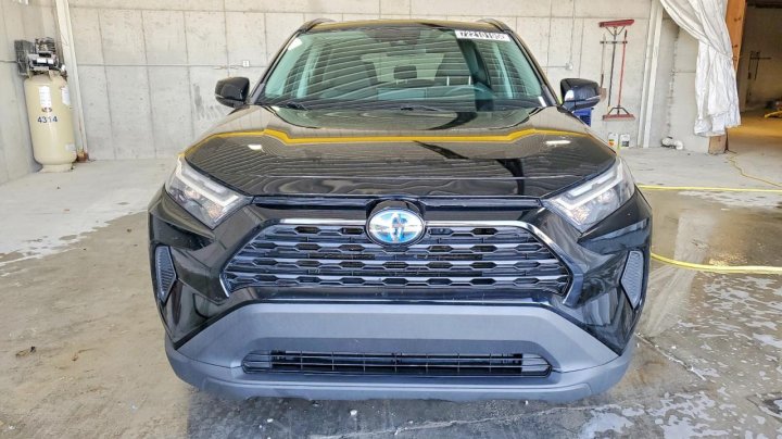 Toyota RAV4  2022