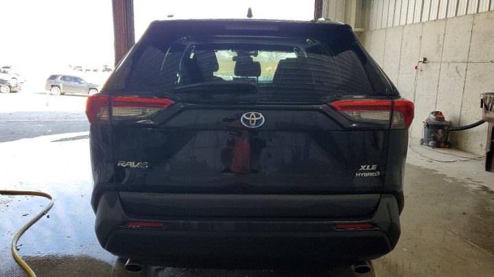 Toyota RAV4  2022