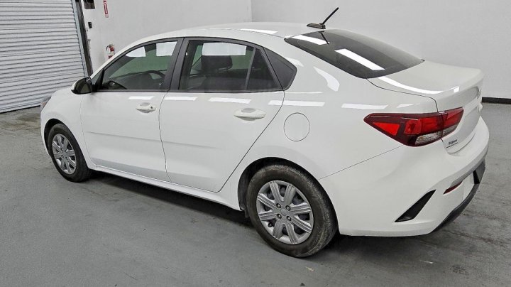 KIA RIO  2023