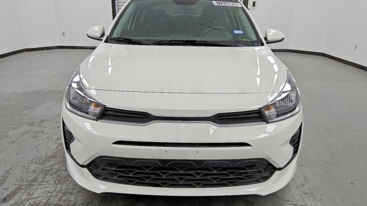 KIA RIO  2023
