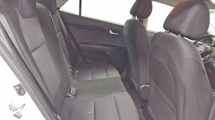 KIA RIO  2023