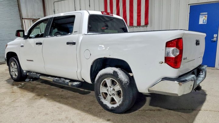 Toyota TUNDRA  2018