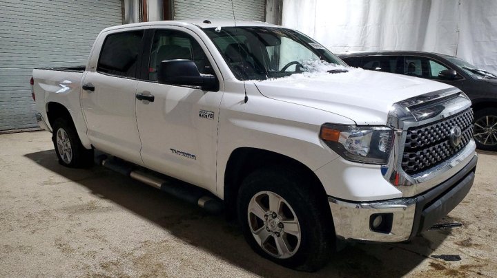 Toyota TUNDRA  2018