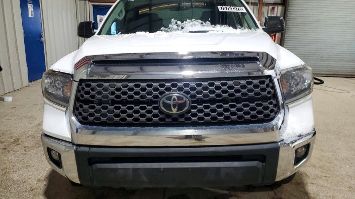 Toyota TUNDRA  2018
