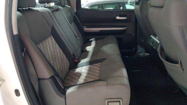 Toyota TUNDRA  2018