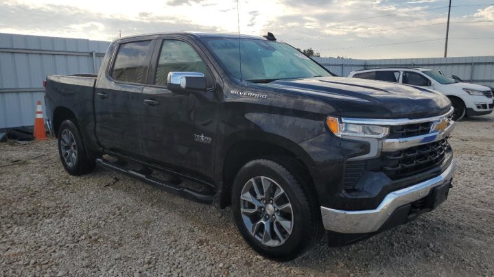 Chevrolet Silverado  2025