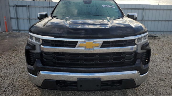 Chevrolet Silverado  2025