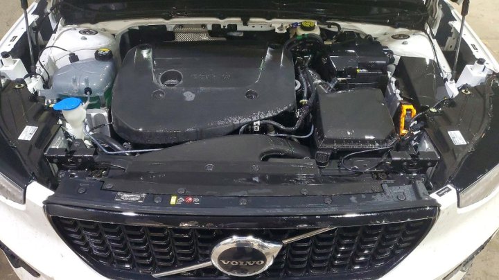 Volvo XC40  2023