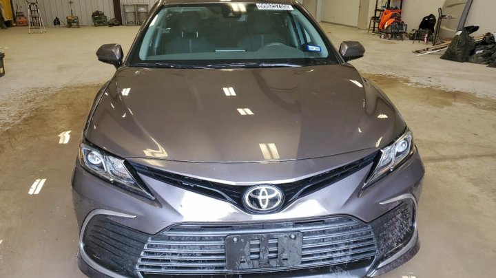 Toyota Camry  2023