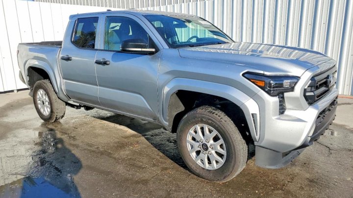 Toyota TACOMA  2025