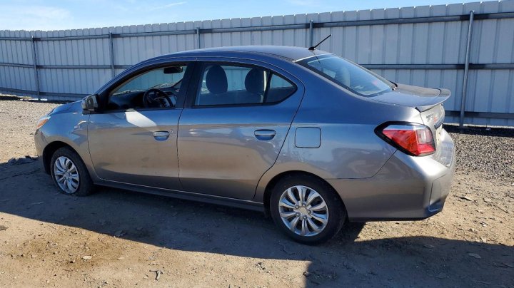 Mitsubishi Mirage  2022