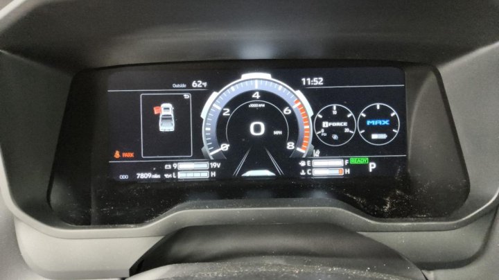 Toyota TUNDRA  2025