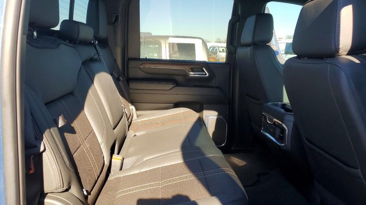 Chevrolet Silverado  2024