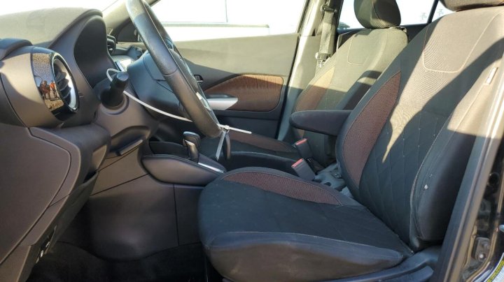 Nissan Kicks  2020