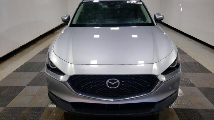 Mazda CX-30  2020