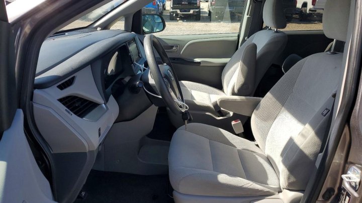 Toyota SIENNA  2020