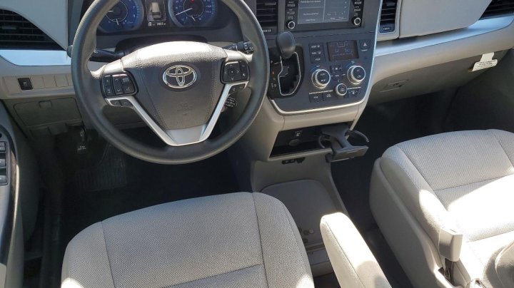 Toyota SIENNA  2020