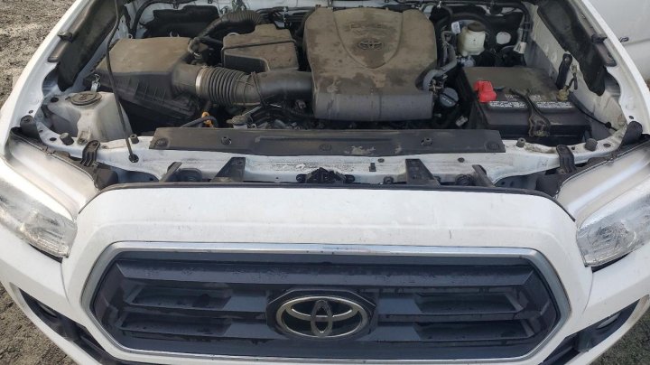 Toyota TACOMA  2021