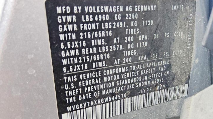 Volkswagen Tiguan  2016