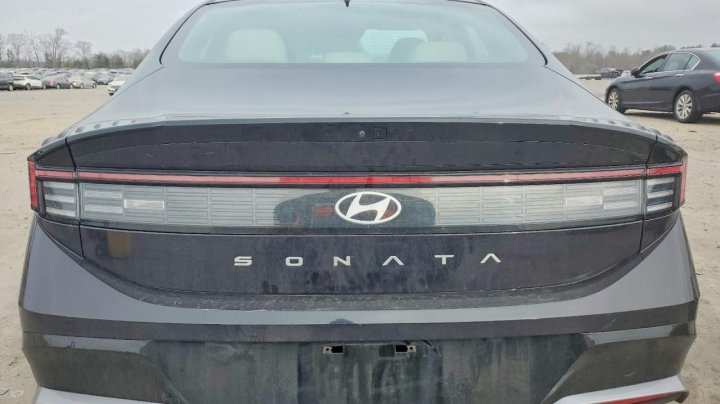 Hyundai SONATA  2024