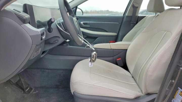 Hyundai SONATA  2024
