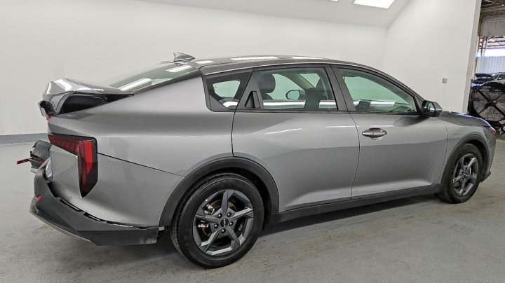 KIA K4  2025