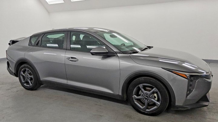 KIA K4  2025