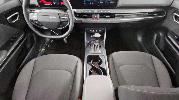 KIA K4  2025