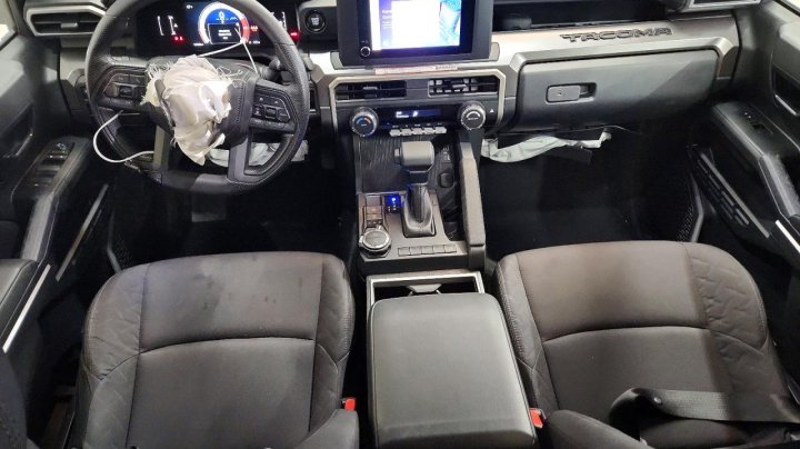 Toyota TACOMA  2025