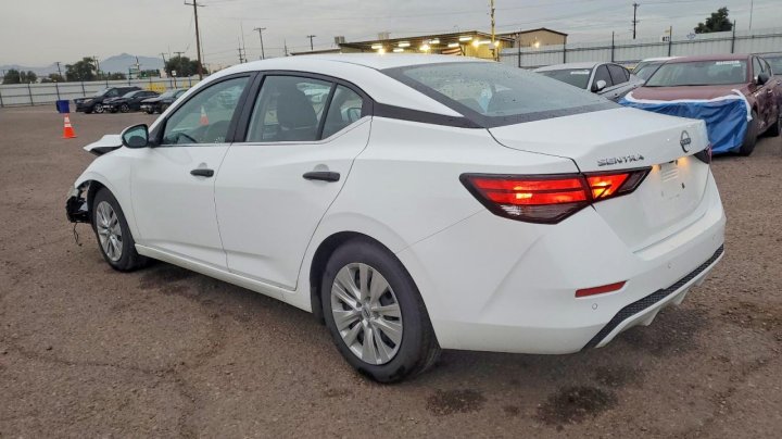 Nissan Sentra  2025