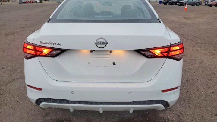 Nissan Sentra  2025