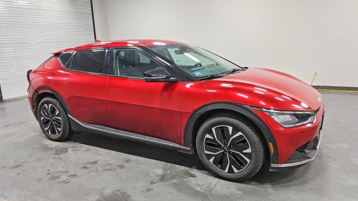 KIA EV6  2023